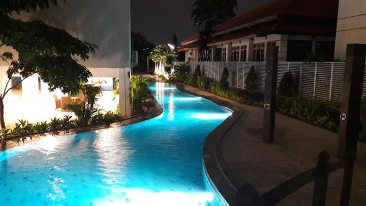 Capitol Park Minimum Stay 2 Nights Yakarta Exterior foto